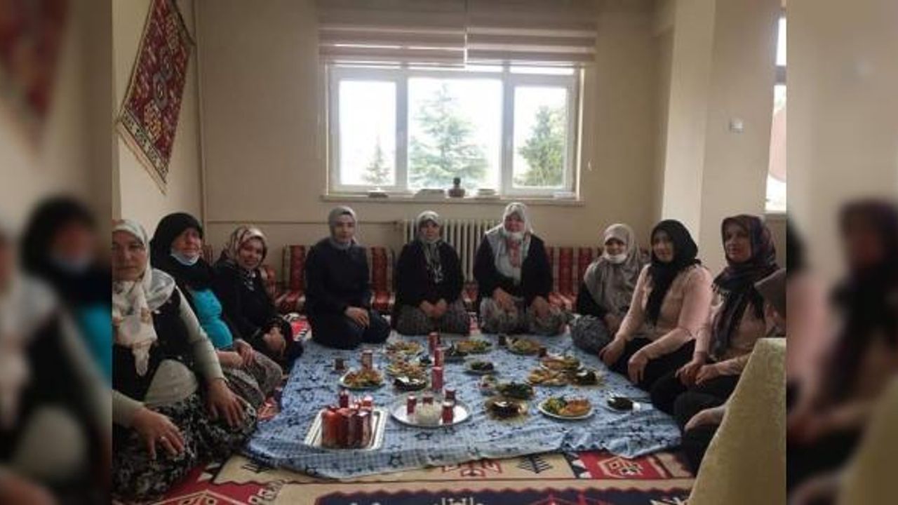 Kaymakam Baytak Kur'an-ı Kerim kursiyerlerini ziyaret etti
