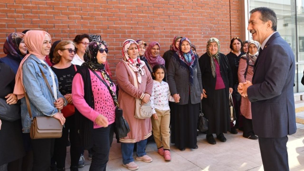 İlçe sakini kadınlar Tepebaşı Belediyesinin projelerini yerinde gördü