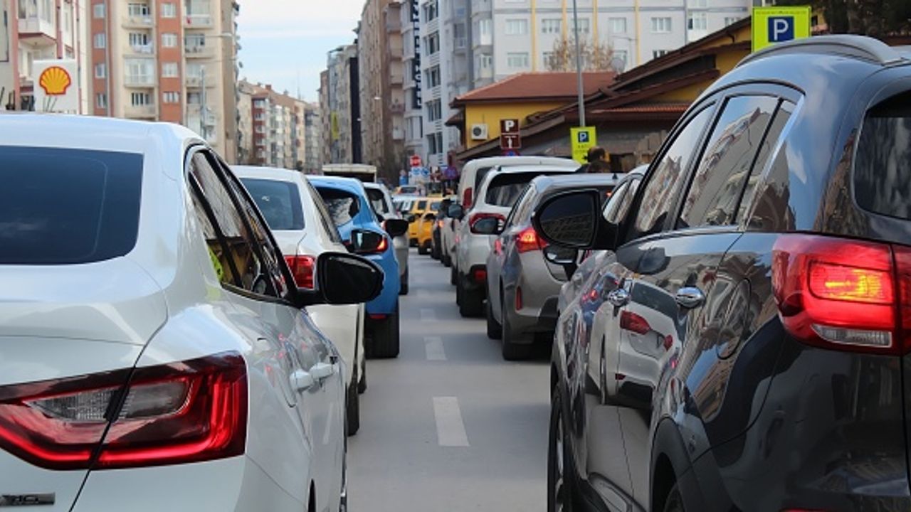 Eskişehir’de araç sayısında artış sürüyor