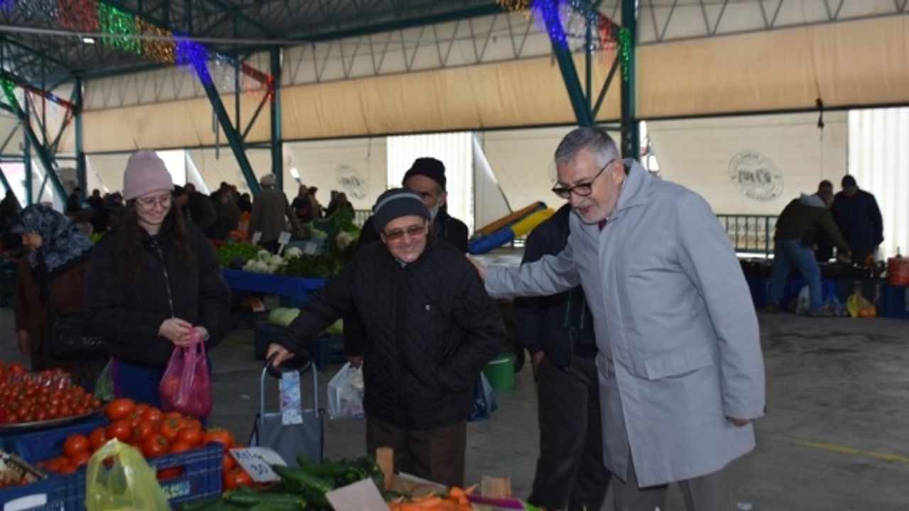 Başkan Bozkurt’tan vatandaşlara ‘Ramazan’ ziyareti