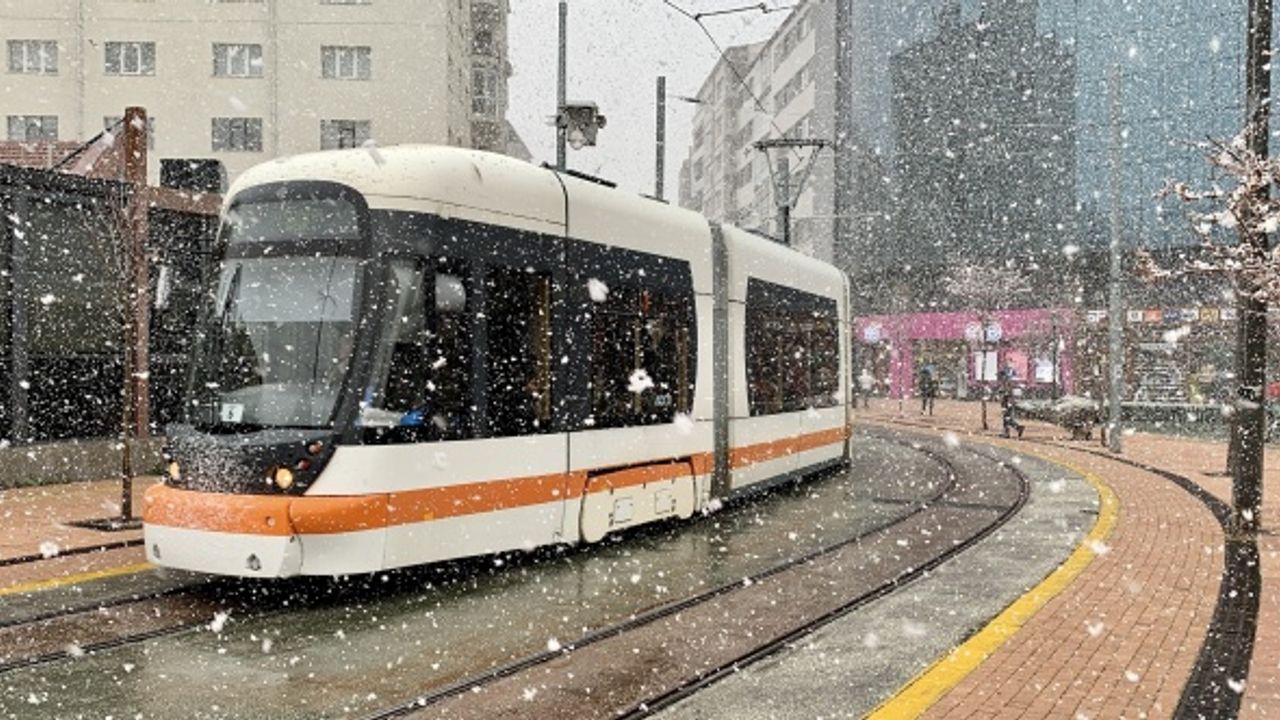 Eskişehir’de bugün de kar yağışı bekleniyor