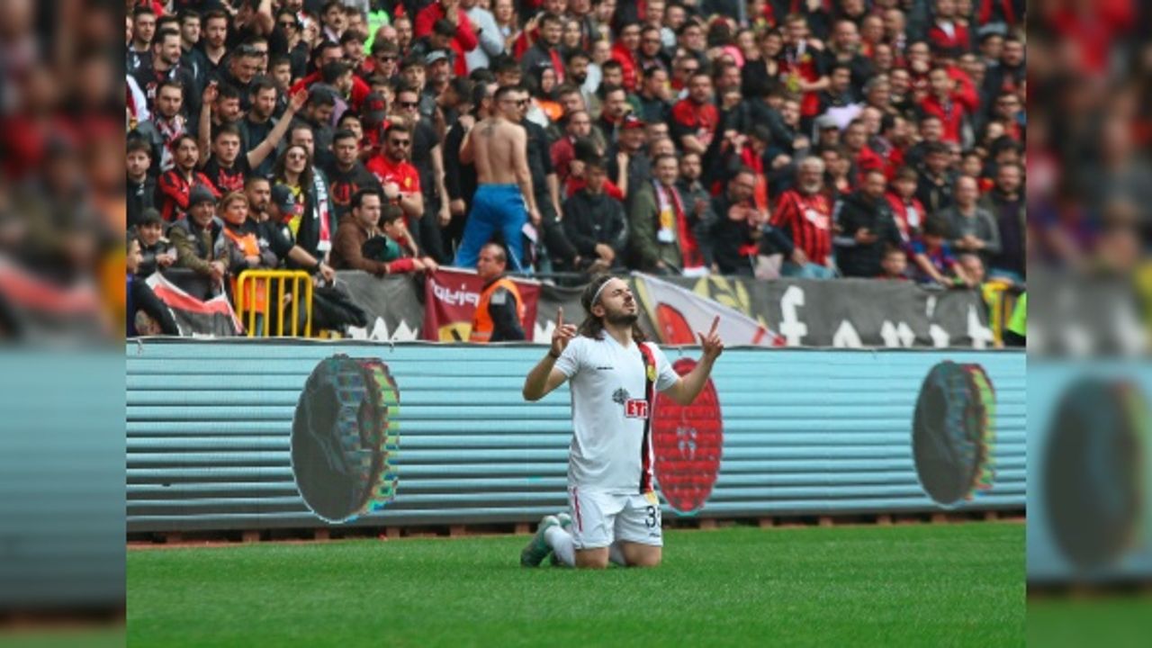 Eskişehirspor’da yeni transferlerle gol sorunu çözüldü