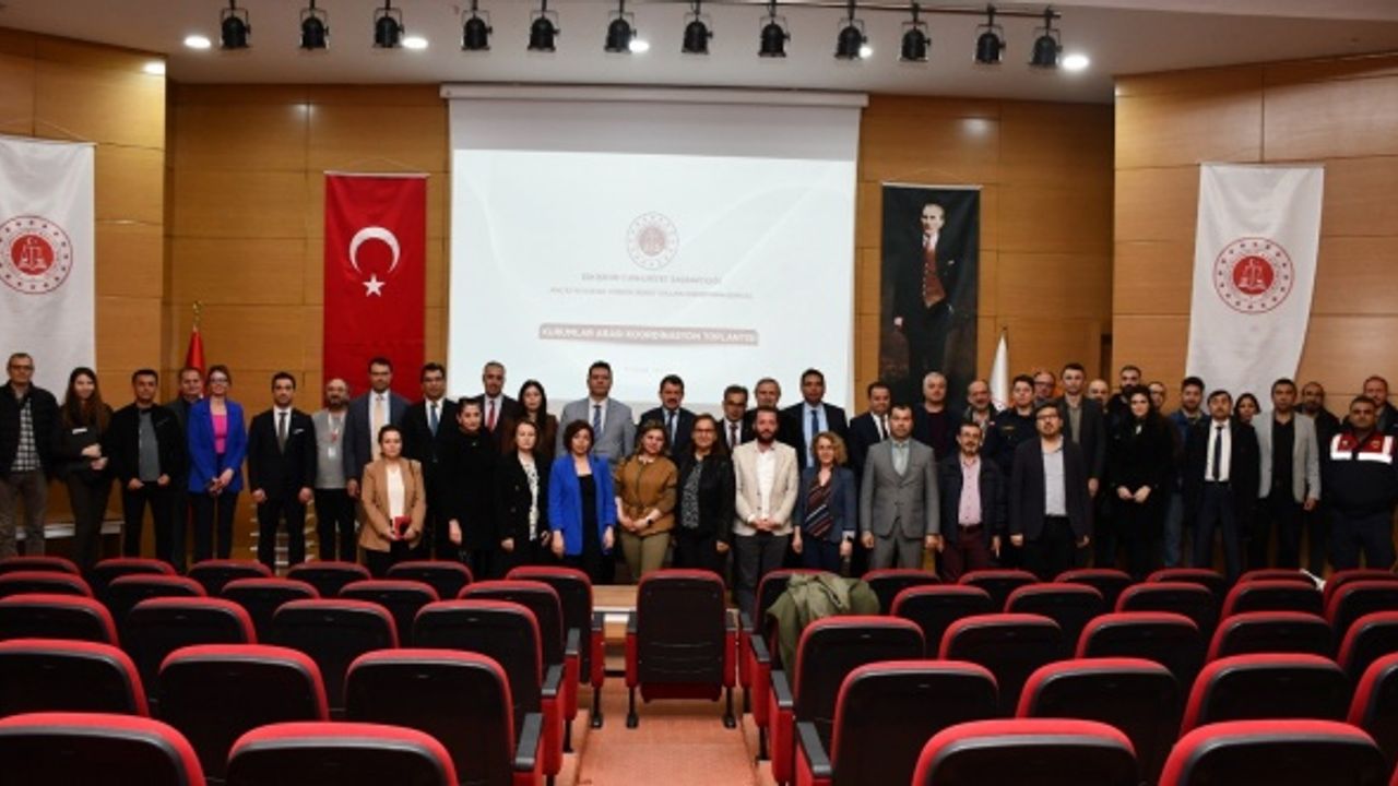 Kadına yönelik şiddetin önlenmesi için toplantı düzenlendi