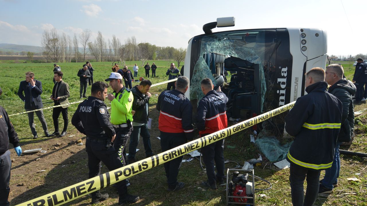 Eskişehir’deki feci kazada yaralanan 31 kişiden 20’si taburcu edildi