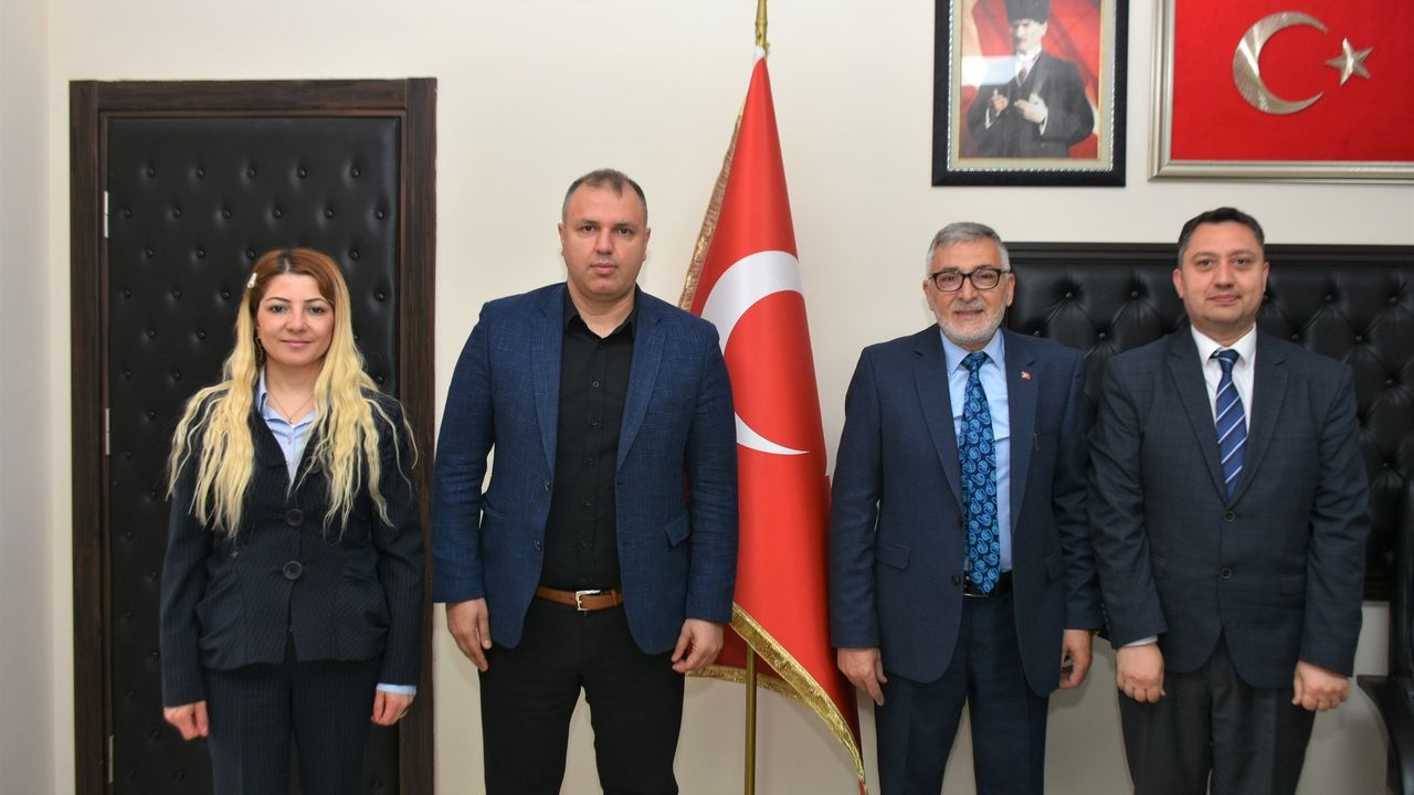 İnönü Belediyesi ve Eskişehir PTT Başmüdürlüğü arasında kargo sözleşmesi imzalandı