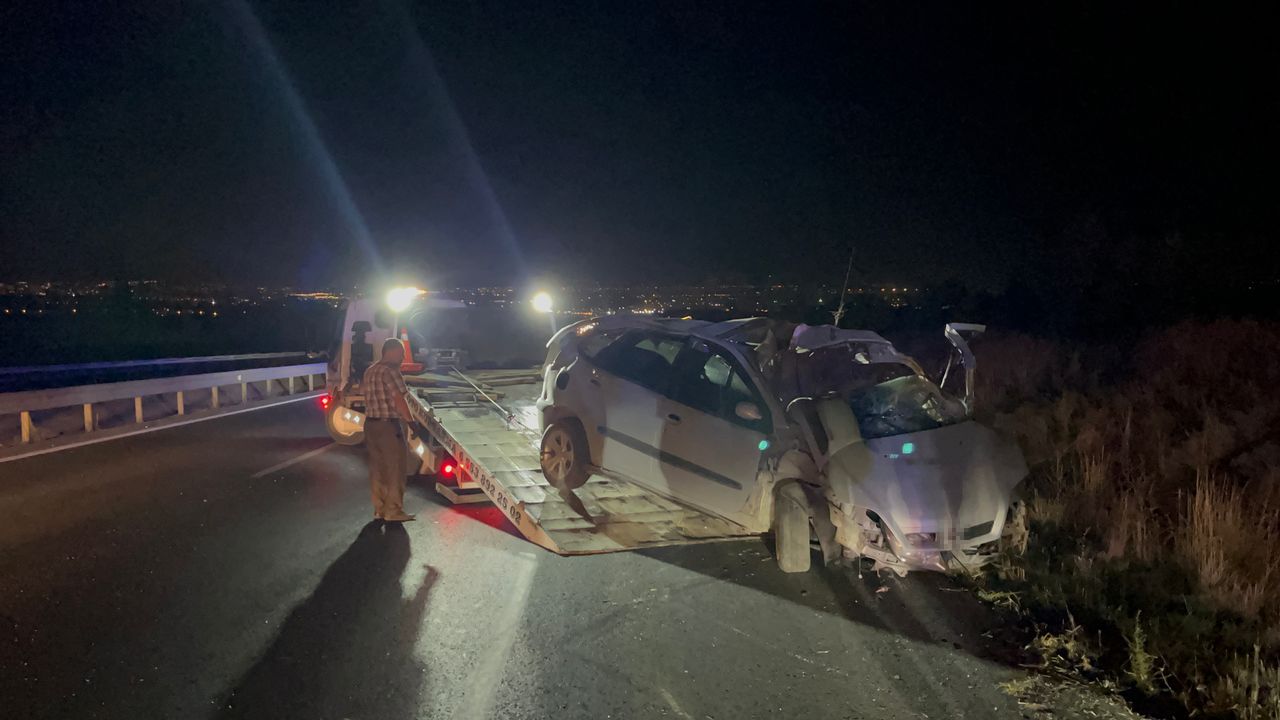 Eskişehir'de feci kaza: Şarampole yuvarlanan otomobilin sürücüsü can verdi
