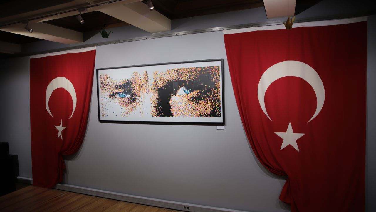 Eskişehir'de 'ORİGAMİ' sergisi sanatseverlerle buluştu