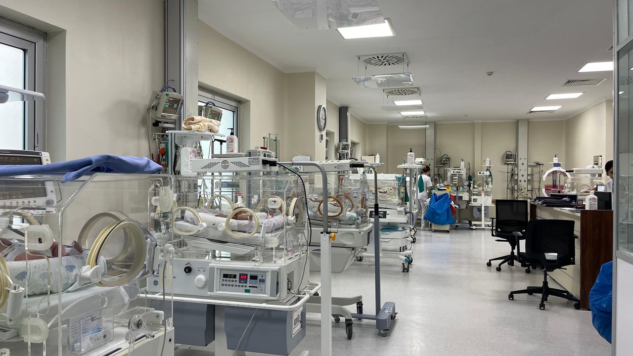 Prematüre bebekler yaşam mücadelesini Özel Ümit Hastanesinde kazanıyor