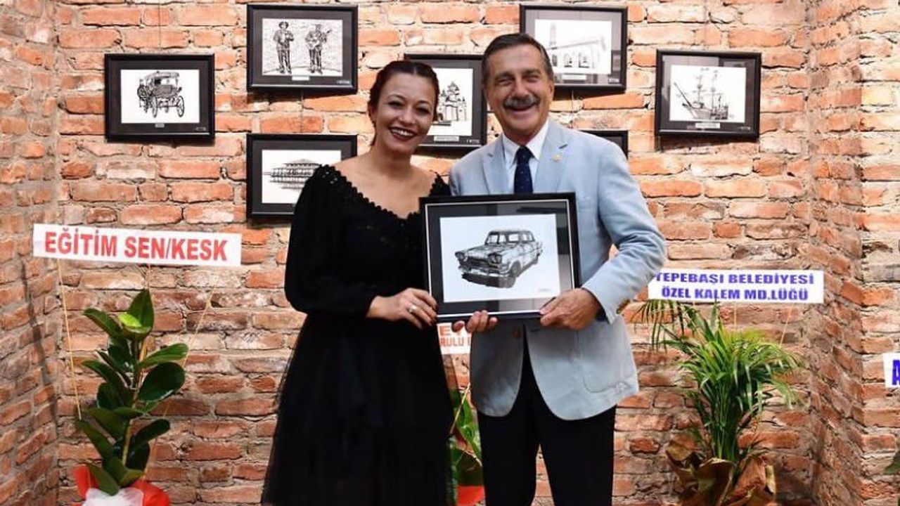 Eskişehir'de 'Tek Kalemde Eskişehir' adlı pilot kalem sergisi açıldı