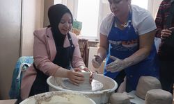 Seyitgazi Halk Eğitim Merkezinin yılsonu sergisi açıldı