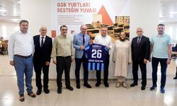 Bakan Bak, "Anadolu Üniversitesinin sportif imkanlarını ve tesislerini en yeni ve en modern haliyle güncelleyeceğiz"