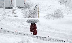 Eskişehir'de olumsuz hava koşulları: Okullar tatil edilecek mi?