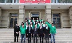 Eskişehir Peyman SK'dan Vali Aksoy'a ziyaret