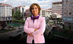 CHP'nin Eskişehir Büyükşehir adayı Ayşe Ünlüce kimdir?