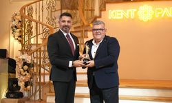 'Sivrihisar Belediyesi Nasrettin Hoca Özel Ödülü'nün sahibi Mehmet Mahur Tulum
