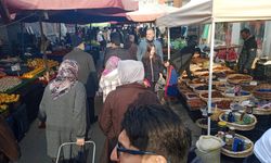 Semt pazarlarında Ramazan yoğunluğu