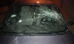 Bir aracın ağır hasar adlığı kavgayla ilgili polis 2 şüpheliyi yakaladı