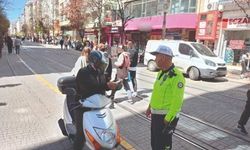 Motosiklet ve motorlu bisiklet sürücülerine ceza kesildi