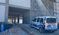 Eskişehir'de yüksekten düşen inşaat işçisi yaralandı