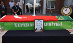 Eskişehir'de cinayete kurban giden profesör son yolculuğuna uğurlandı