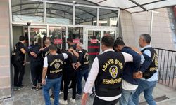 Eskişehir'de polise mukavemet gösteren 4 şüpheli serbest bırakıldı