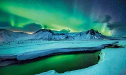 Are some must-visit places in Iceland