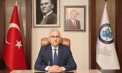 Rektör Çolak: "Eskişehir halkının bu onurlu ve gururlu gününü kutluyorum"