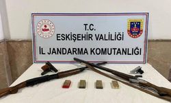 Eskişehir’de işyerine jandarma baskını şaşırttı: İş yerini cephanelik gibi kullanmış