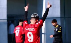 Eskişehirspor, hazırlık karşılaşmasında farklı galip geldi