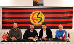 Eskişehirspor’un yeni teknik direktörü Ümit Metin Yıldız