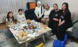 AK Parti'den ihtiyaç sahiplerine yemek ve erzak desteği