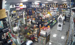 Eskişehir’de kadın sürücü motosikletle Petshop’a daldı