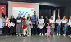 Orgeneral Halil Sözer ortaokulu’nda velilere “Velivizyon” teşekkür belgesi