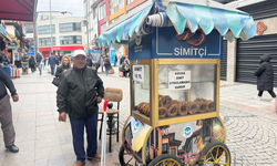 Eskişehir’de hava değişimleri seyyar satıcıları zorluyor