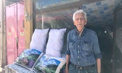 50 yıllık tarakçı, asırlık mesleği yaşatıyor
