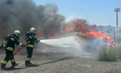 Eskişehir’de yeni itfaiyecilerin gerçeği aratmayan eğitim tatbikatı