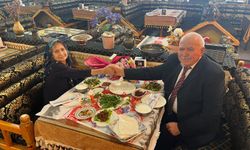 54. yılında bile aşkları hala ilk günkü gibi