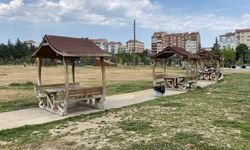Genç kızı darp ettiler mahkemeye bile çıkmadan tahliye oldular
