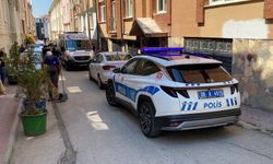 2 Çocuk babası evinde ölü bulundu