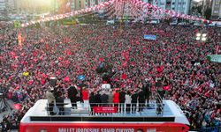 “Bu Millet Ayakta, Eskişehir, Türkiye Ayakta"