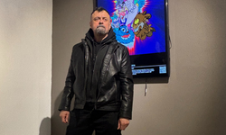 “Grotesk Arayüz”: Siber Gerçekliğin Karanlık Yüzüne Mizahi Bir Bakış