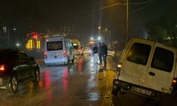 Yağmur kazaları peş peşe getirdi: Aynı yolda aynı anda 4 kaza