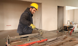 Eskişehir’de Dondurucu Soğuklara Karşı İnşaat İşçilerinden Pratik Çözüm