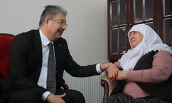 Vali Yılmaz’dan 78 Yaşındaki Hicran Şentürk’e Anlamlı Ziyaret