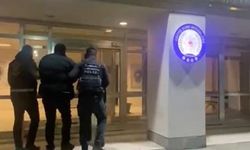 Kırmızı Bültenle Aranan Dolandırıcılık Şüphelisi Eskişehir’de Yakalandı