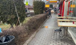 "Yan Bakma” Tartışması Bıçaklı Kavgaya Dönüştü: 2 Yaralı