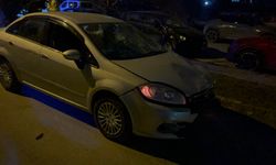 Çocuğun kullandığı otomobil bisiklete çarptı: 2 çocuk yaralandı