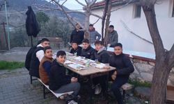 Sarıcakaya Müftüsü Altunbaş, Mayıslar Mahallesi'nde iftar sofrasına konuk oldu