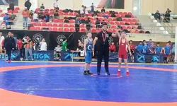 Eskişehirli Genç Güreşçiler Bilecik’ten Madalyayla Döndü