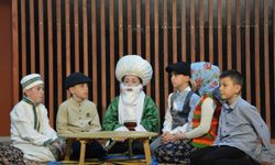 Eskişehirli Minikler Nasreddin Hoca’yı Sahneye Taşıdı: Festivalde Kahkaha Tufanı
